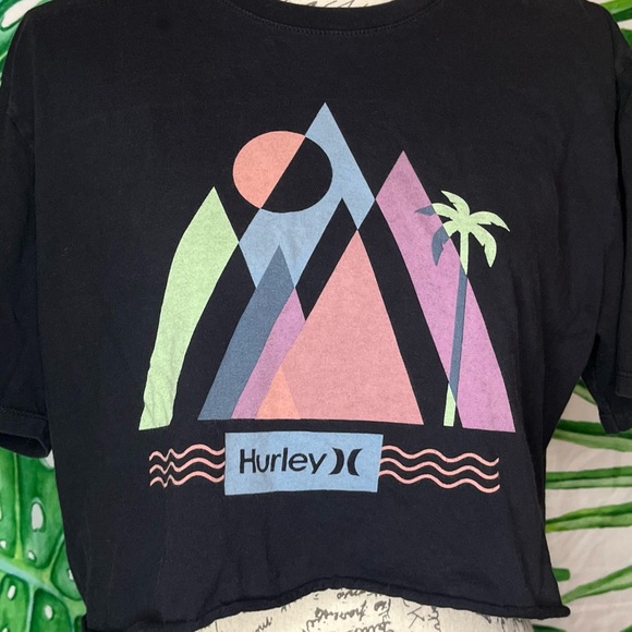 Hurley Womens Medium Black Geometric Retro Style Graphic Cropped Spring Tee - Picture 2 of 7